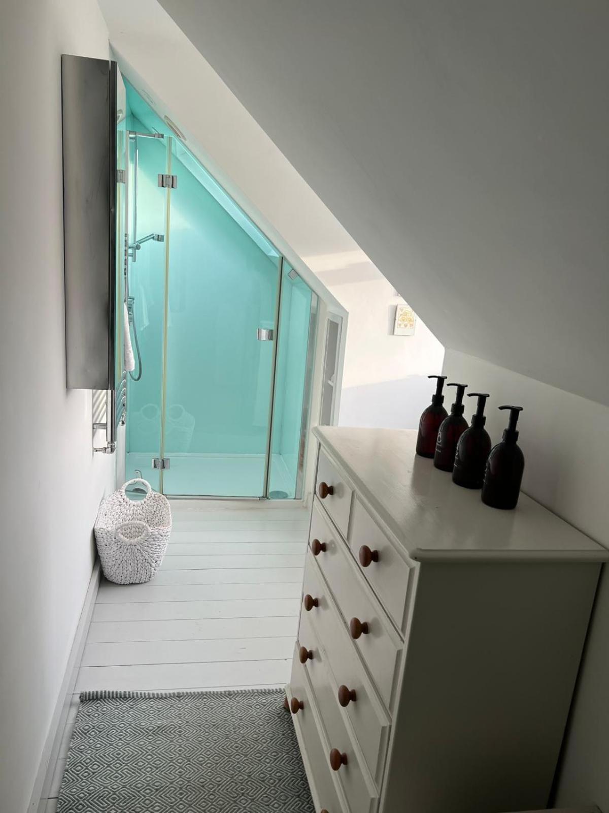 Billie'S Seaside Retreat Villa Lyme Regis Kültér fotó